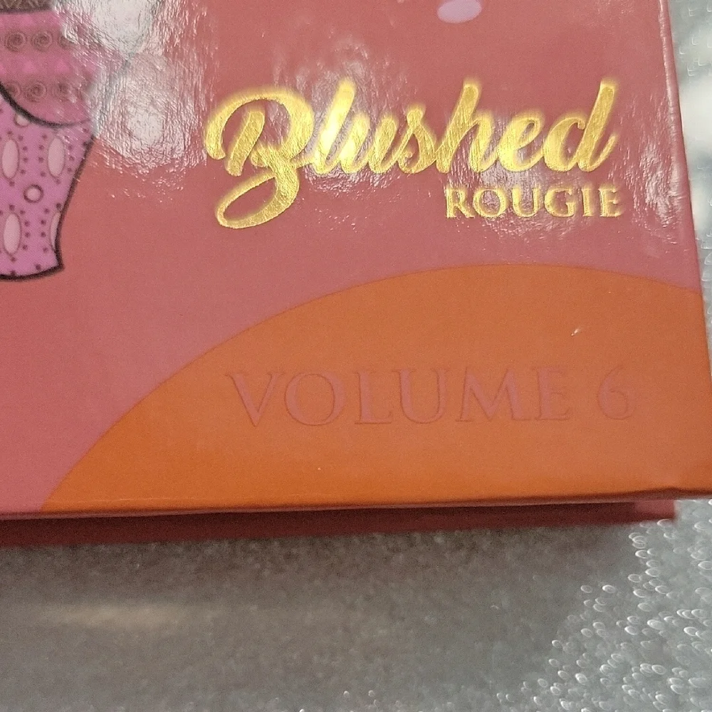 Juvia's Place Blushed Rouge Palette